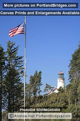 Heceta Head Lighthouse, American Flag