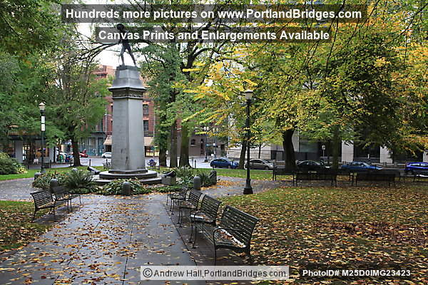 Lownsdale Square, World War II Memorial, Downtown Portland