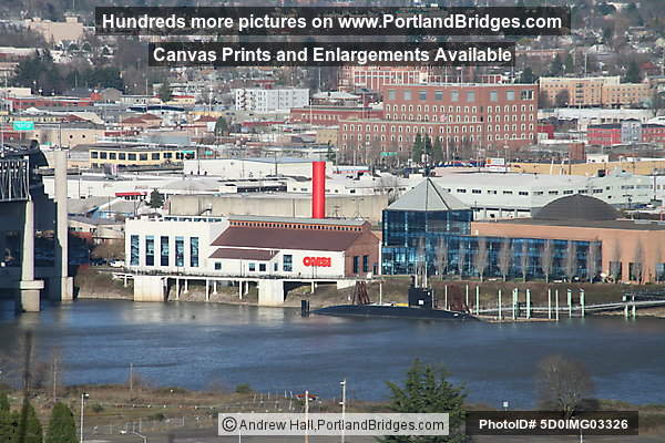 Oregon Museum of Science and Industry (OMSI), Willamette River, Daytime (Portland, Oregon)