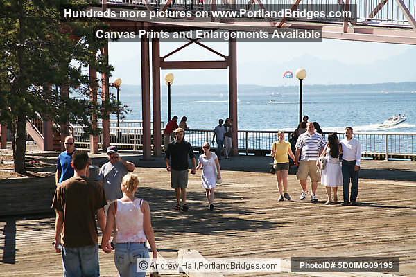 Seattle Waterfront - People Walking