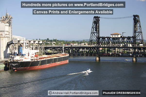 Grain Ship, Willamette River, Steel Bridge (Portland, Oregon)